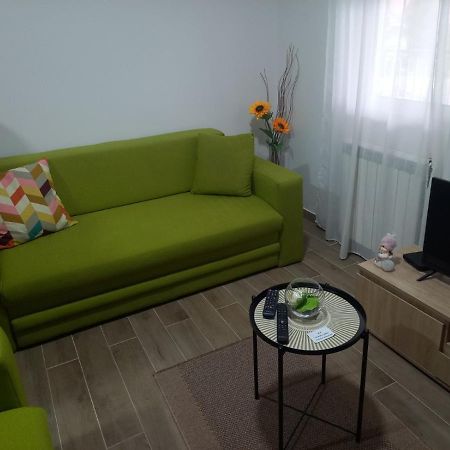 Dunja 1 Apartment Filmski Grad ภายนอก รูปภาพ